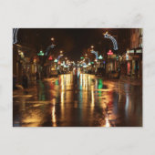 Stadsstraat 's nachts briefkaart (Voorkant)