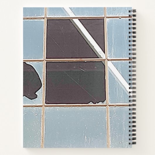 Stadsverval - gebroken industrieel raam notitieboek (Achterkant)