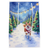 Staffordshire Bull Terrier at Christmas Tree Farm Medium Cadeauzakje (Achterkant)