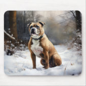 Staffordshire Bull Terrier laat het sneeuwKerstmis Muismat (Voorkant)