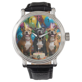 Staffy Feest: Een Verjaardagsfeest met Taart  Horloge