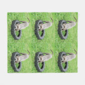 Staffy Playtime Medium Fleece Blanket. Deken (Voorkant (Horizontaal))