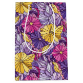 Stained Glass Abstract Purple Yellow Pink Medium Cadeauzakje (Voorkant)