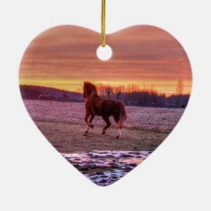 Stallion Running Home op Sunset on Ranch Keramisch Ornament