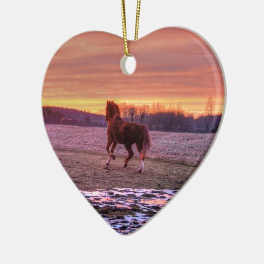 Stallion Running Home op Sunset on Ranch Keramisch Ornament (Links)