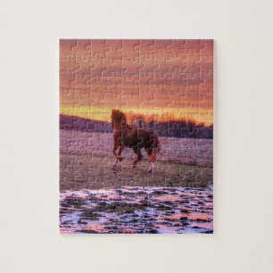 Stallion Running Home op Sunset on Ranch Legpuzzel