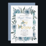 Stamblauwe waterverf bloemen floreel Bat Mitzvah Kaart<br><div class="desc">Dusty blue waterverf bloemen floreren Bat Mitzvah Invitation. Deze mooie uitnodiging toont een bloem-rand gemaakt van stoffige blauwe cactus bloemen,  de tekst "Bat Mitzvah" in goud in een decoratief lettertype en jouw tekst.</div>