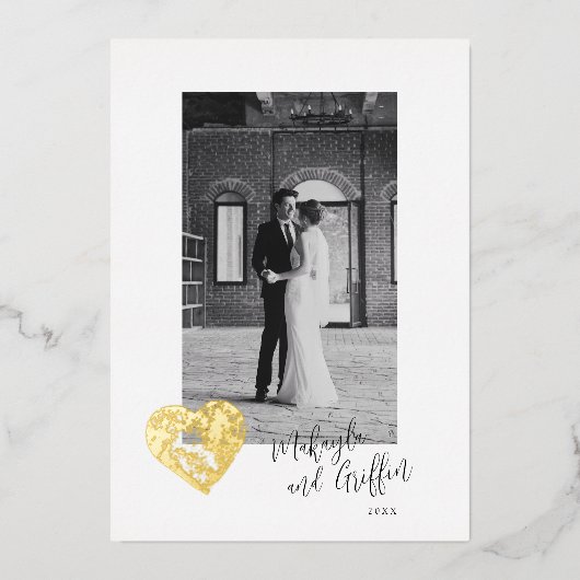 Stamped Heart in Gold met bruiloft Foto bedankt Folie Uitnodiging (Voorkant)