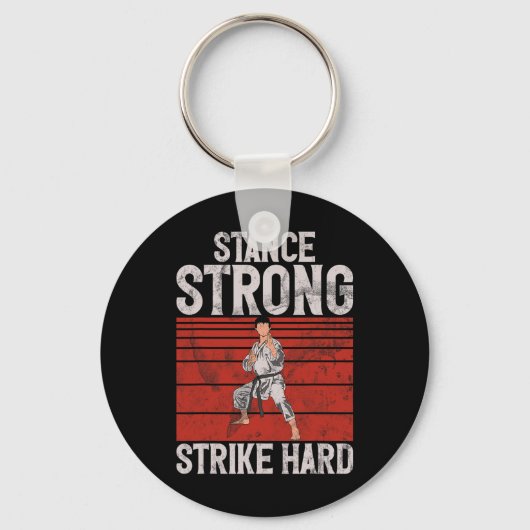 Stance Sterk Slaan Hard Karate Sleutelhanger (Voorkant)