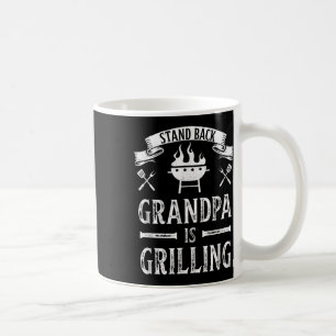 Stand back opa is grillen BBQ barbecue vader Koffiemok
