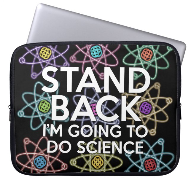 STAND TERUG IK GA WETENSCHAP DOEN LAPTOP SLEEVE (Voorkant)