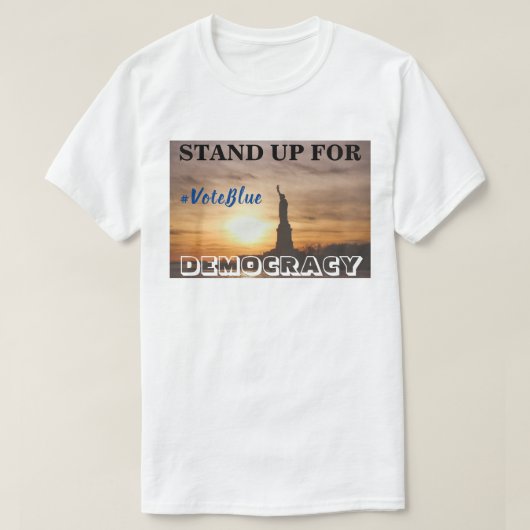 STAND-UP VOOR DEMOCRATIE #VoteBlue T-Shirt (Design voorkant)
