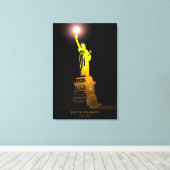 Stand voor Vrijheid: Vrijheidsbeeld Canvas Print (Insitu (Houten vloer))