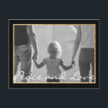 Standaard Briefkaart Chanukah Gold<br><div class="desc">Standaard Briefkaart "Chanukah Happy Gold" Personaliseer door foto toe te voegen en tekst te wijzigen, "happy" "Peace and Love" en "Alan, Adie en Jennifer . Gebruik uw favoriete lettertypestijl, -kleur en -grootte voor tekst. Gold Star kan worden bewerkt door het formaat te wijzigen, te verplaatsen, te dupliceren of te verwijderen....</div>