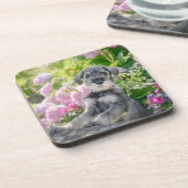 Standard Schnauzer Puppy in een bloeiende tuin - Bier Onderzetter (Linkerzijde)