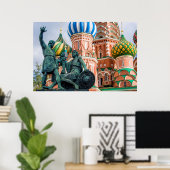 Standbeeld en St. Basil's Basiliek Poster (Thuiskantoor)