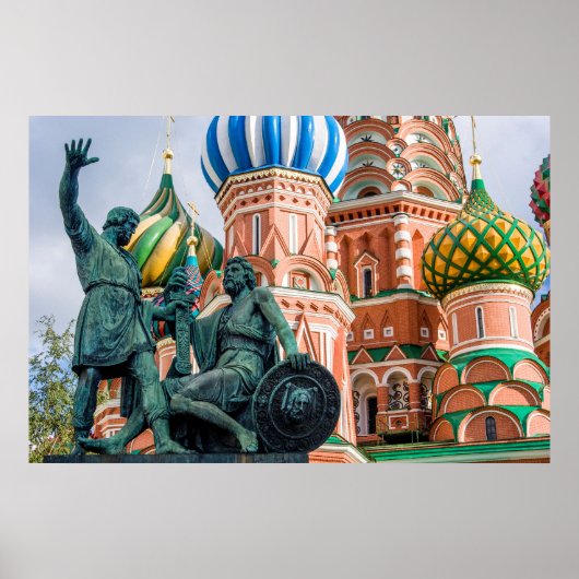 Standbeeld en St. Basil's Basiliek Poster (Voorkant)