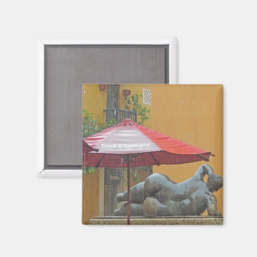 Standbeeld in de regen in Colombia Magneet (Voorkant / Achterkant)