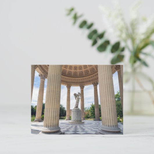 Standbeeld van Cupido, Tempel van de liefde in Ver Briefkaart (Staand voorkant)