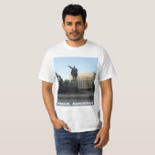 Standbeeld van Lenin, Bisjkek, Kirgizië T-shirt (Voorkant volledig)