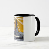 Standbeeld van Liberty Torch & US Navy Tweede Were Mok (Voorkant rechts)