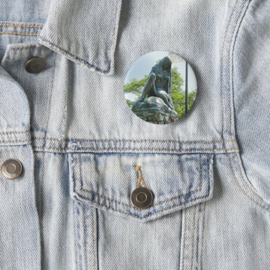 Standbeeld van Lorelei Ronde Button 5,7 Cm (In situ)