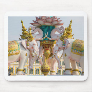 Standbeeld van roze olifanten Bangkok Thailand Muismat