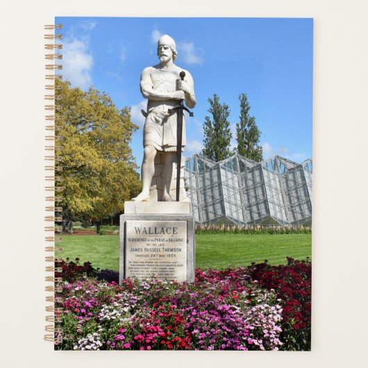 standbeeld van Sir William Wallace Planner (Voorkant)
