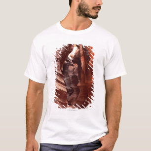 Standsteenformaties met een gevlekte laag water va t-shirt