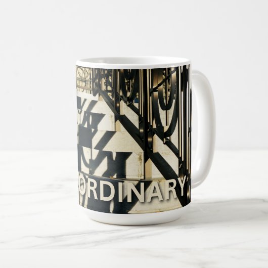 Stap in de ringen - Buitengewoon Koffiemok (Voorkant rechts)