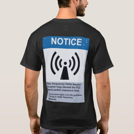 Stap onderaan de Waarschuwing en het Shirt van de  (Achterkant)