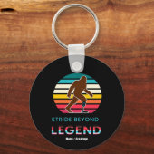 Stap Voorbij Legende Sasquatch Amputatie Vintage Sleutelhanger (Voorkant)