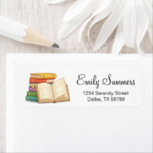 Stapel boeken en open boek