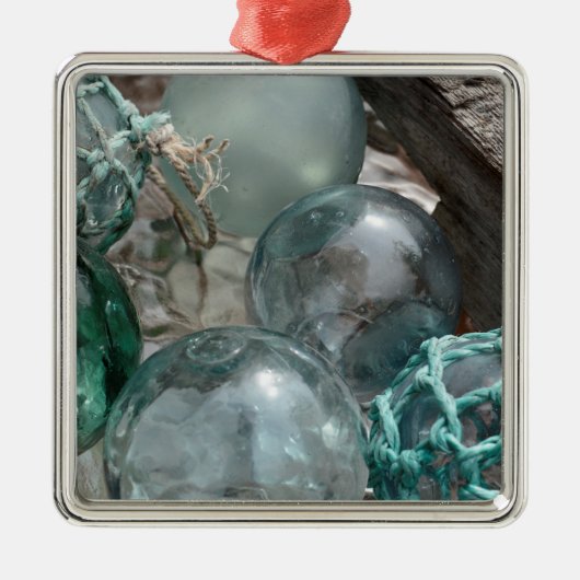 Stapel glazen visdobbers metalen ornament (Voorkant)