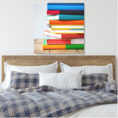 Stapel kleurrijke studieboeken canvas afdruk (Insitu (Slaapkamer))