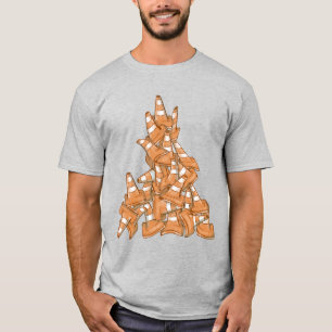 Stapel oranje wegkegels t-shirt