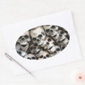 stapel schedels ovale sticker (Envelop)