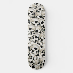 stapel schedels persoonlijk skateboard