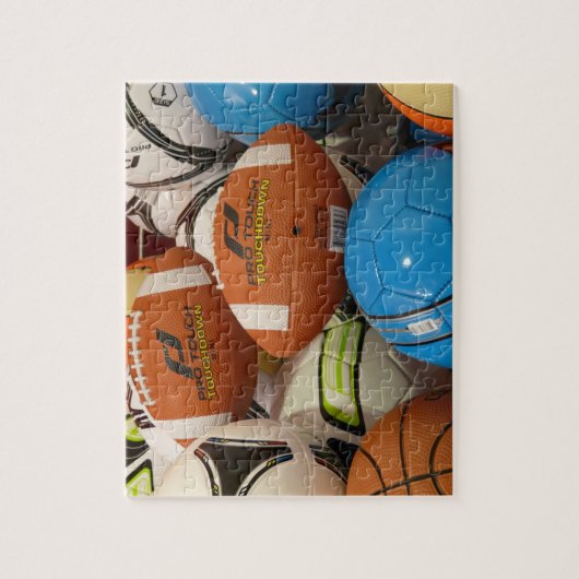 stapel sportballen puzzle legpuzzel (Verticaal)