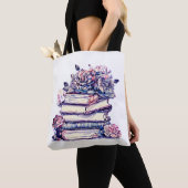 Stapel van Antiek boeken Rozen Tote Bag (Dichtbij)