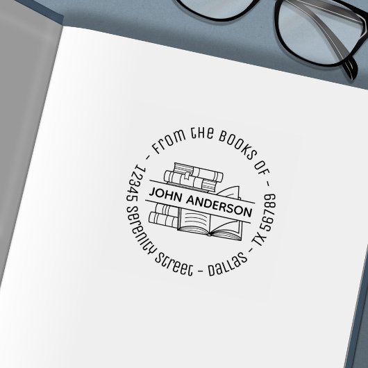 Stapel van Boeken Ronde de Bookplaat van het Adres Zelfinktende Stempel