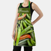 Stapel van groene pittige paprika's schort (Insitu)