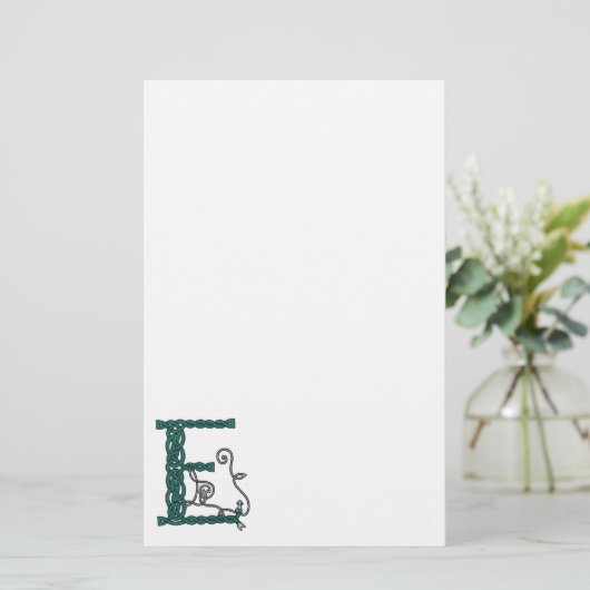 Stapelpapier met Keltische letter E Briefpapier (Staand voorkant)