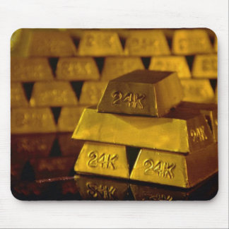 Stapels gouden staven muismat