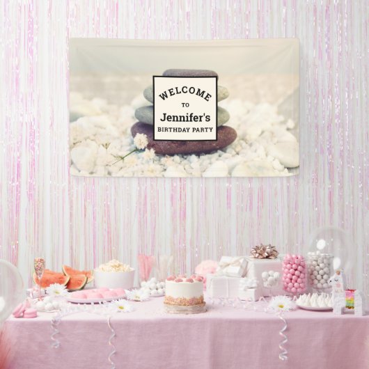 Stapelstenen Meditatieve Cairn Verjaardag Spandoek (Feest)