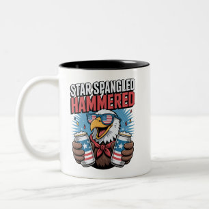 Star Spangled Hammered Funny Patriotic Bald Eagle Tweekleurige Koffiemok