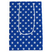 Star Spangled Silver Stars On Navy Blue Americana Medium Cadeauzakje (Achterkant)
