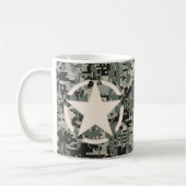 Star Stencil Style Khaki Digital Camouflage Koffiemok (Links)