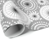 Starbursts en pinwielen, grijs, zwart en wit cadeaupapier (Rol Hoek)