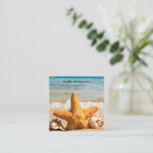 Starfish en Seashells op de strand Vierkante Visitekaartje (Staand voorkant)